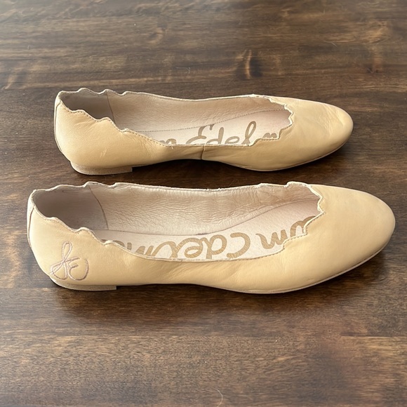 Sam Edelman Augusta 7.M scalloped ballet flat - Picture 3 of 10